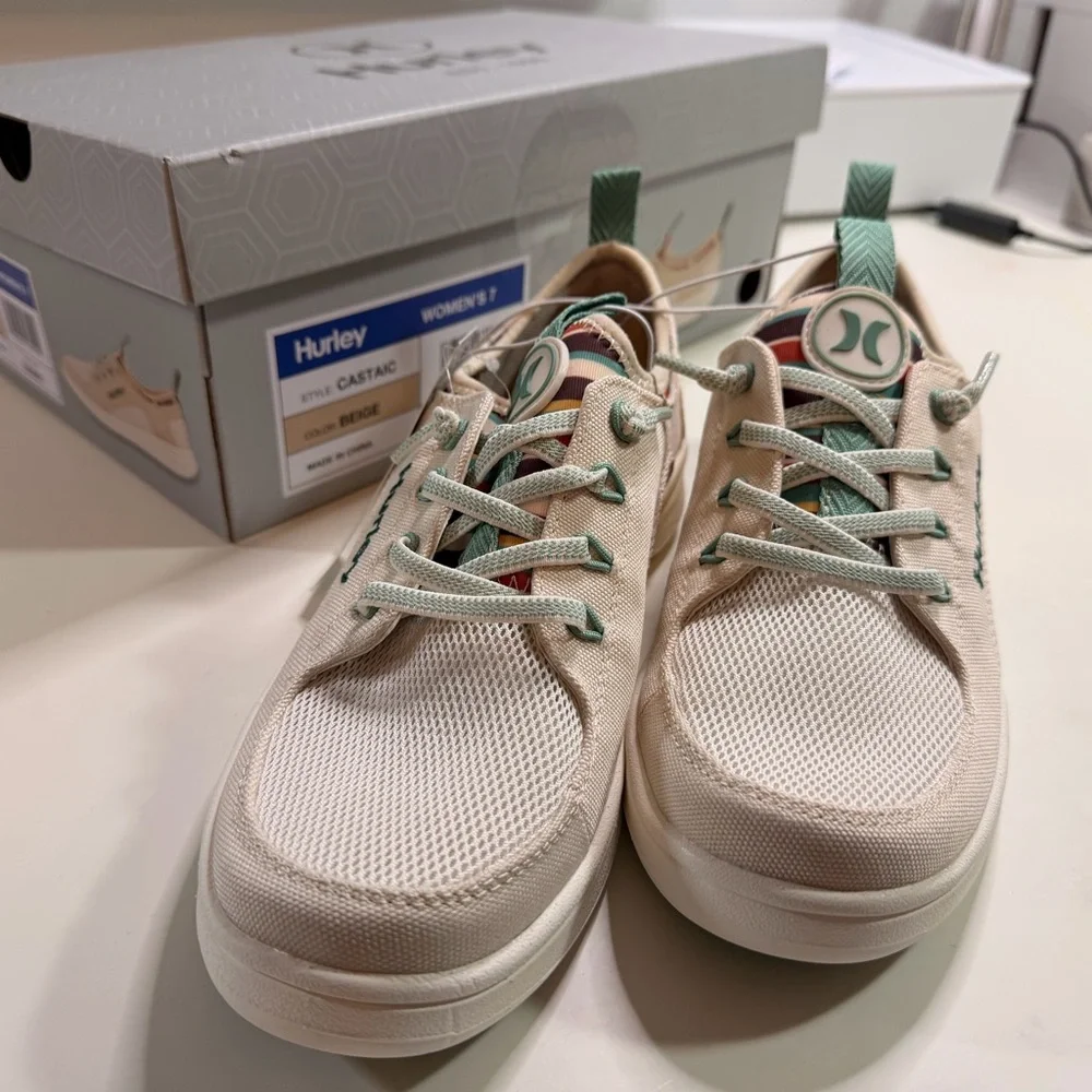 Hurley Women’s Beige & Mint Castaic Lace-Up Sneakers NWT - Picture 2 of 7
